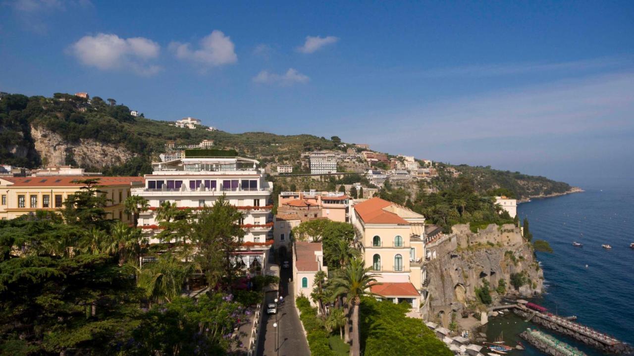 Hotel Continental Sorrento Exterior photo